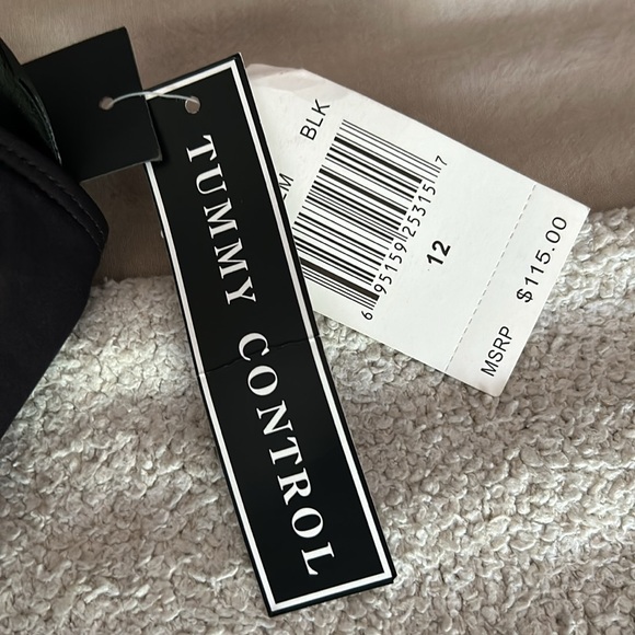 Bathing suit - Picture 4 of 5